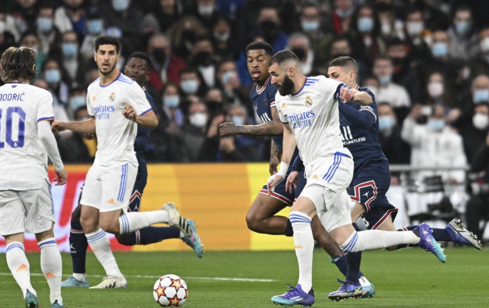  巴黎圣日耳曼主场大胜尼斯领跑积分榜  