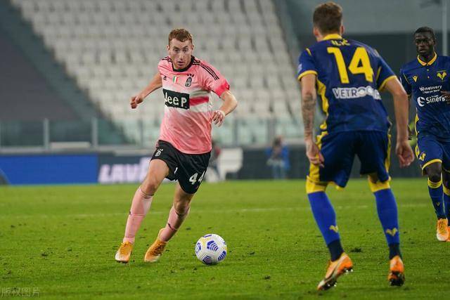  AC米兰门将超神发挥零封卫冕冠军  